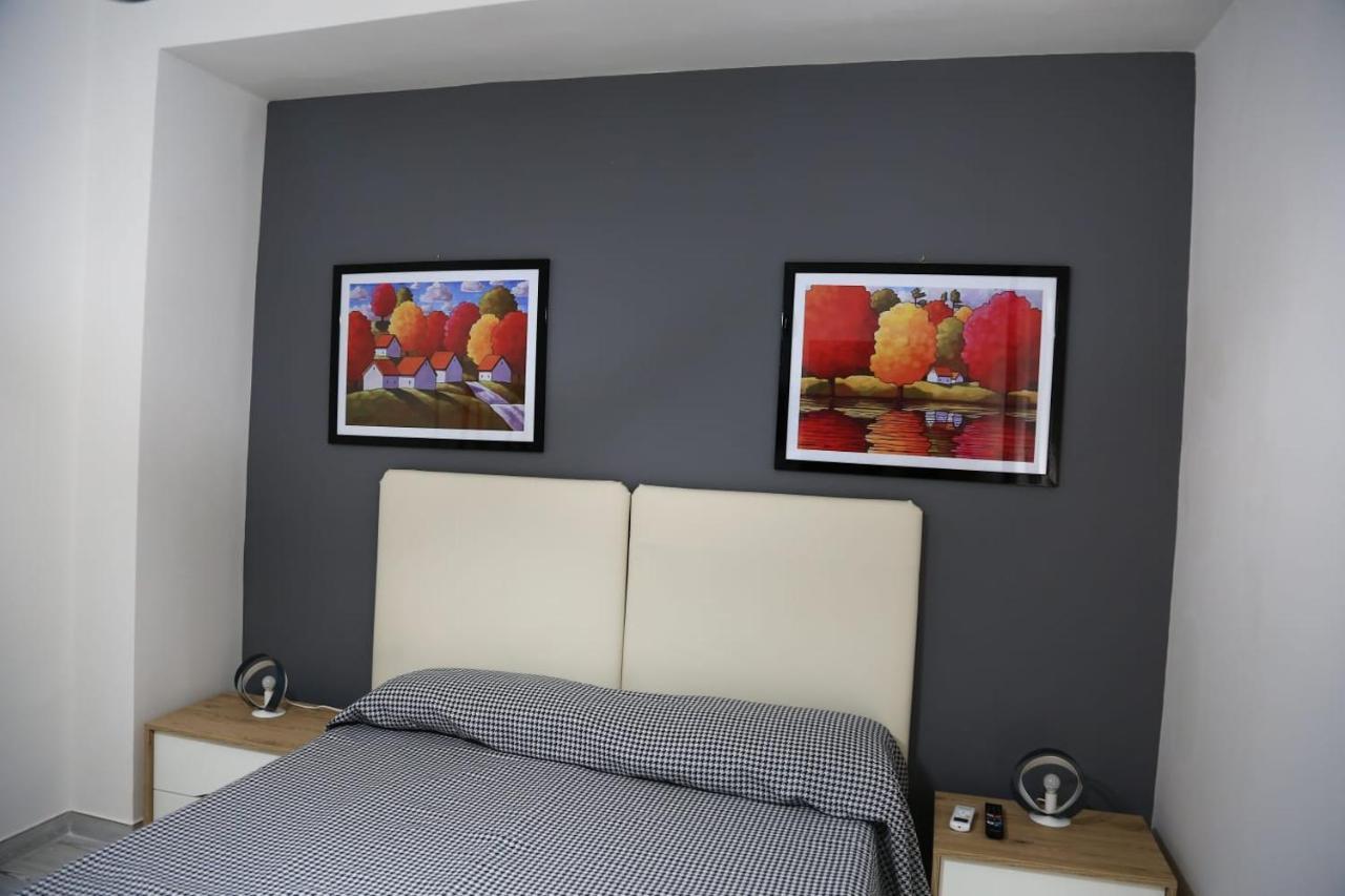 Home Mazzei Piazza Bilotti Cosenza Rom bilde